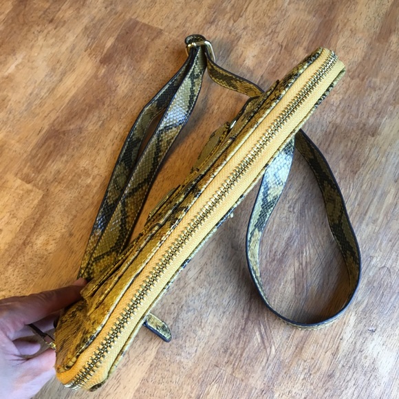 Anne Klein Crossbody - Picture 4 of 8